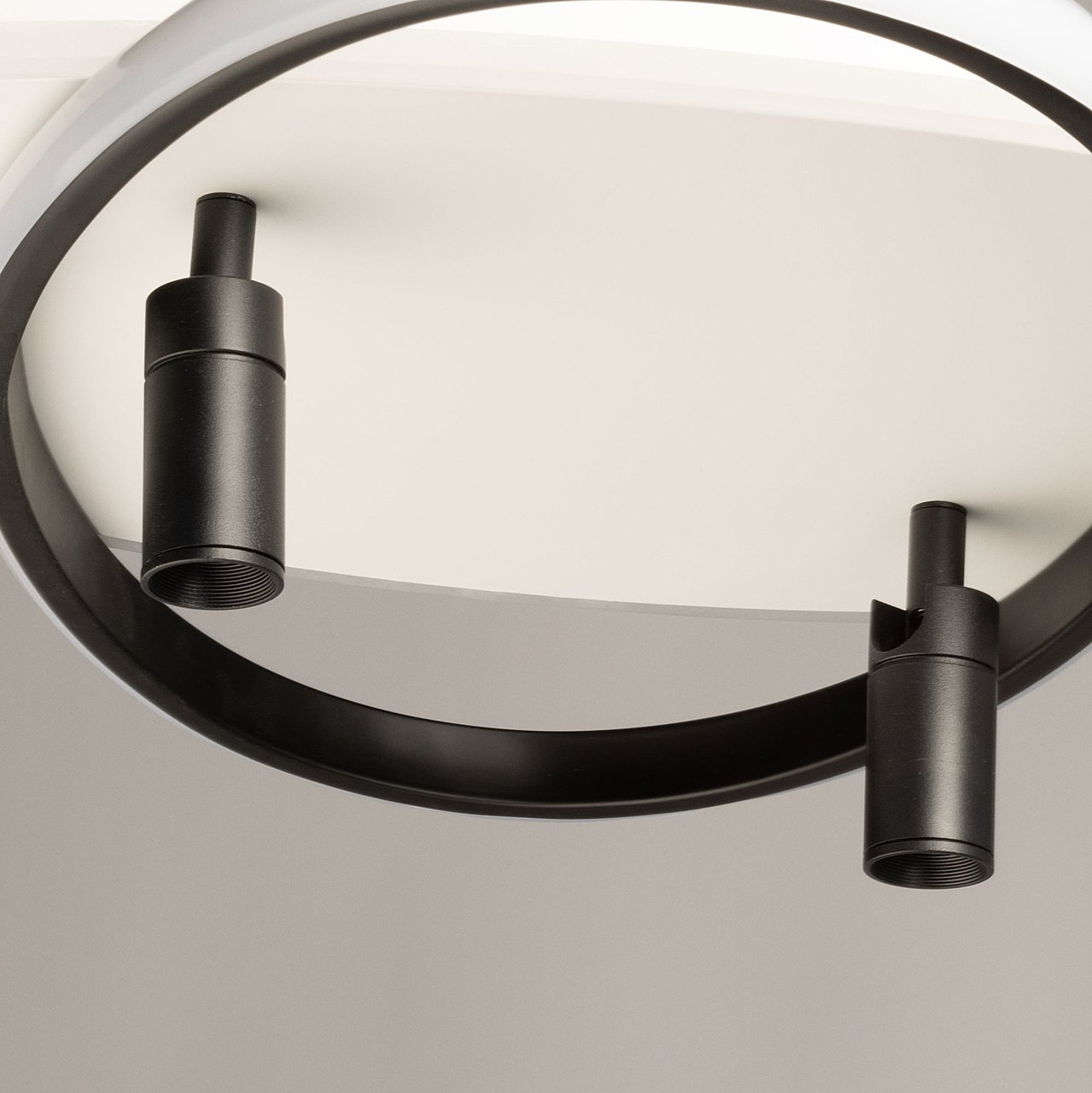 Потолочная люстра De Markt Драйв 377015004