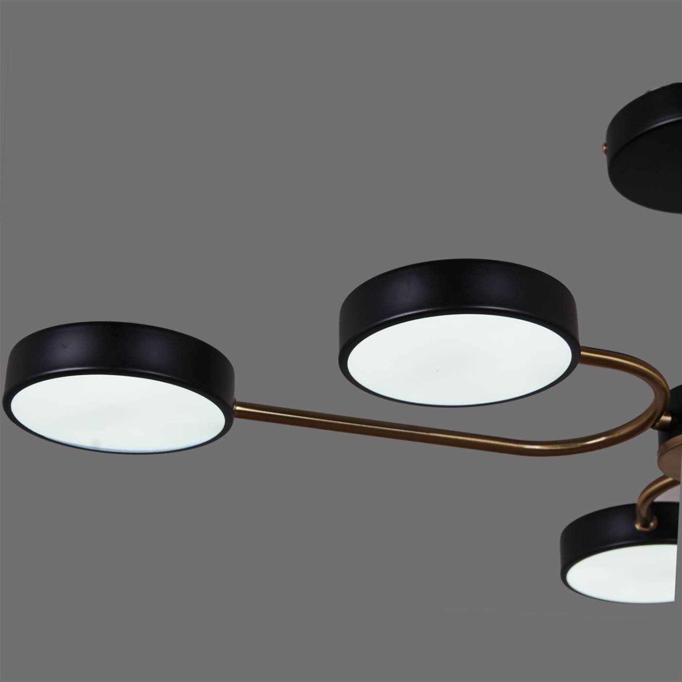 Потолочная люстра Reluce 03325-0.3-06 BK+COPPER