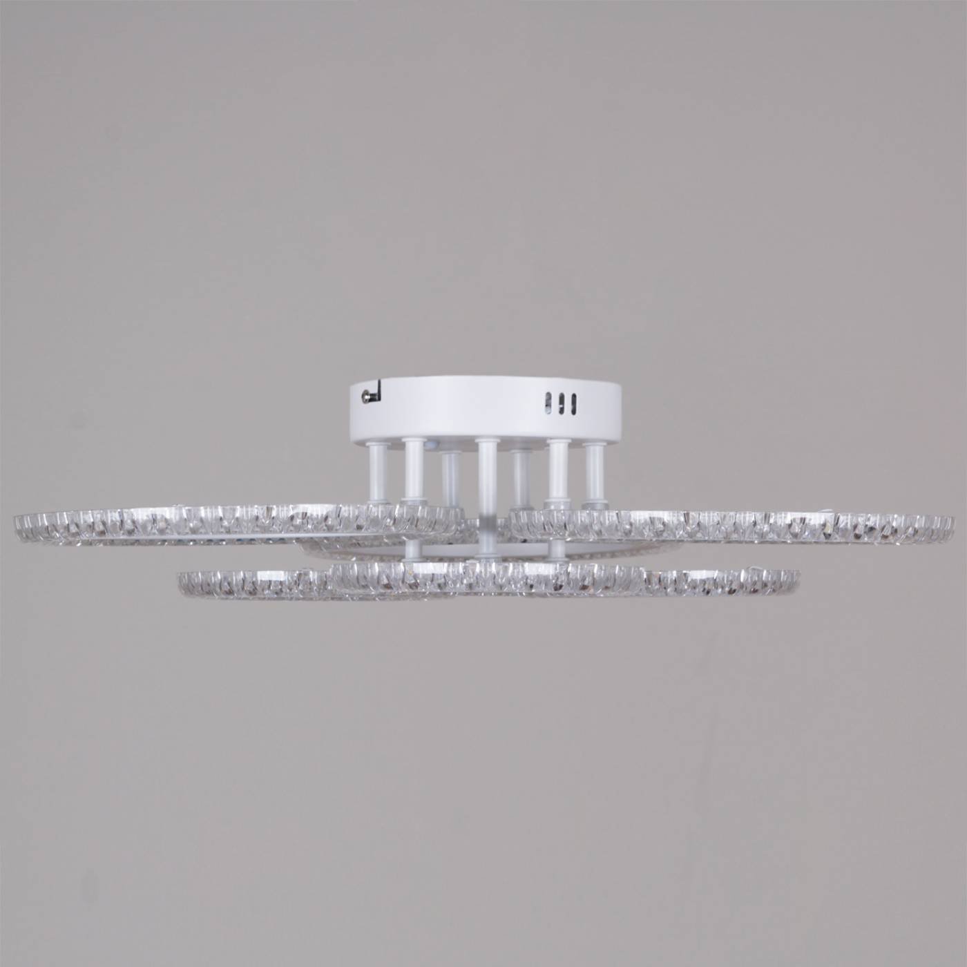 Потолочная люстра Reluce 36890-0.3-3+3A WH