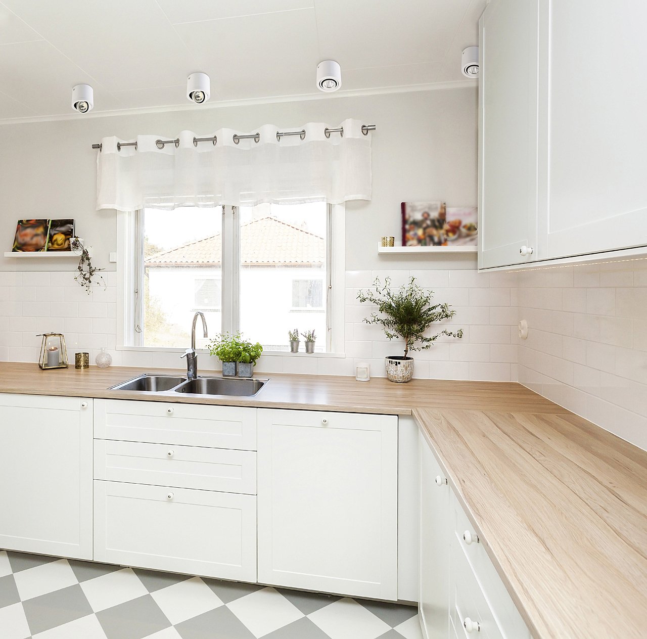 Накладной светильник De Markt Круз 637017101