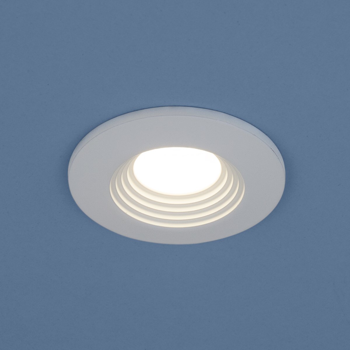 9903 LED 3W COB WH белый Встраиваемый светильник Elektrostandard 9903 9903 LED 3W COB WH белый