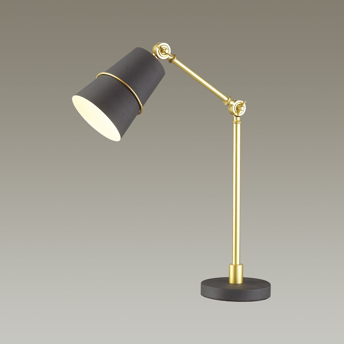 4153/1T Настольная лампа Odeon Light Carlos 4153/1T