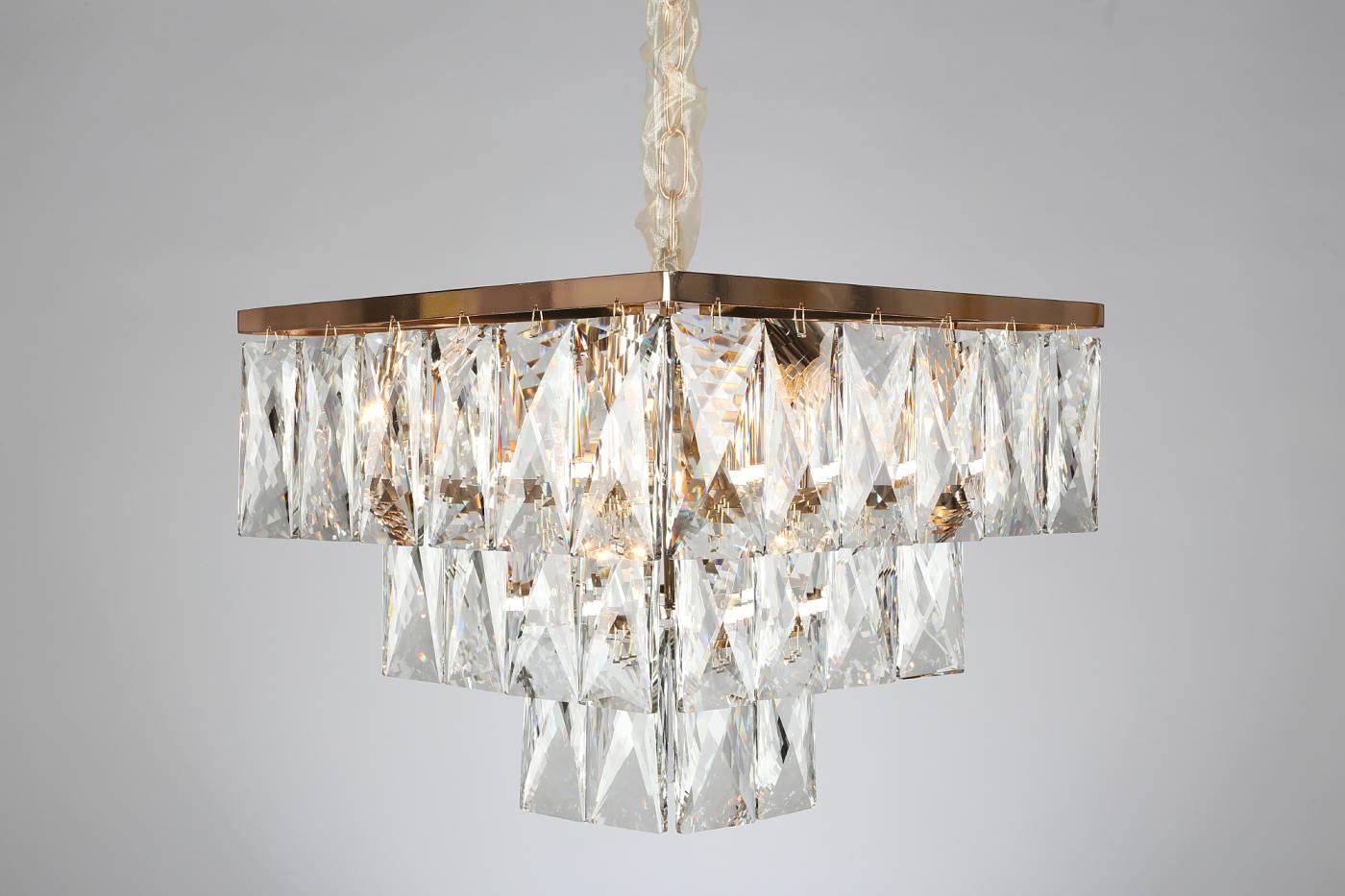 Подвесная хрустальная люстра Arenella Omnilux OML-72603-06