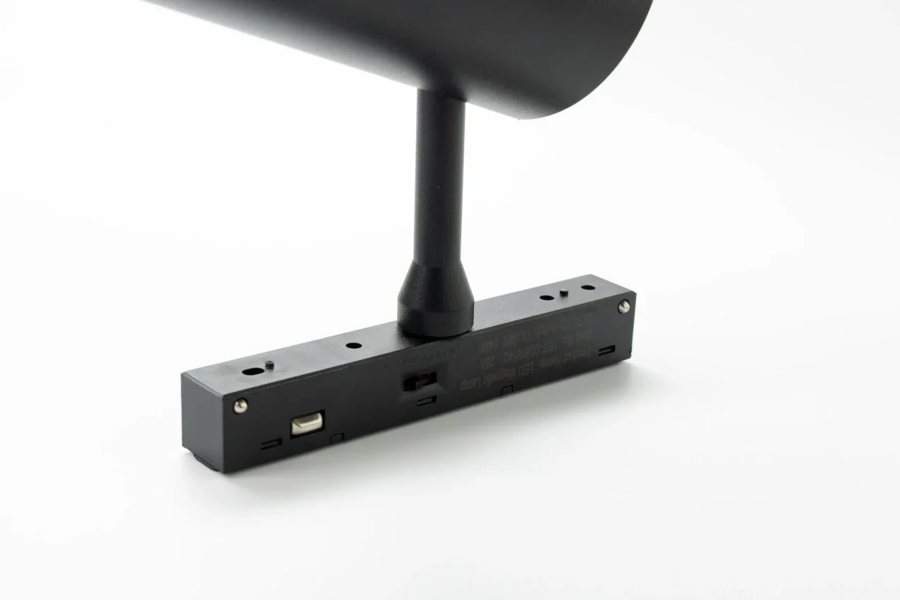 Трековый светильник Fly-Fi ЛЭД-ПРОФИ FF-S-SP-24