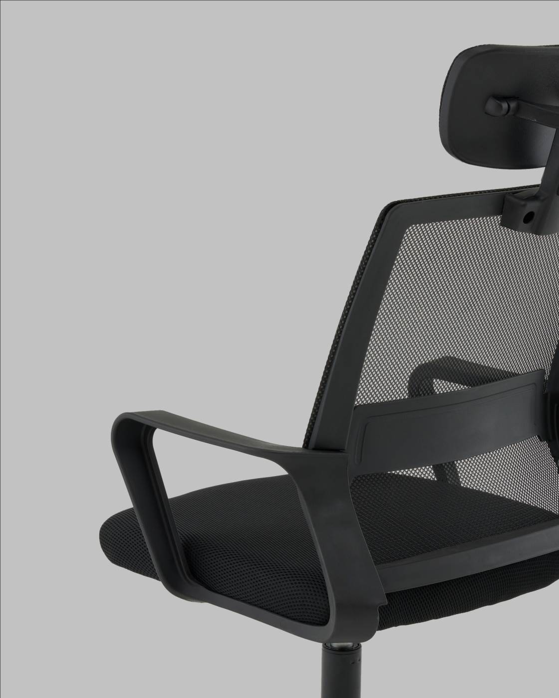 Кресло офисное Stool Group OUE-2505 black