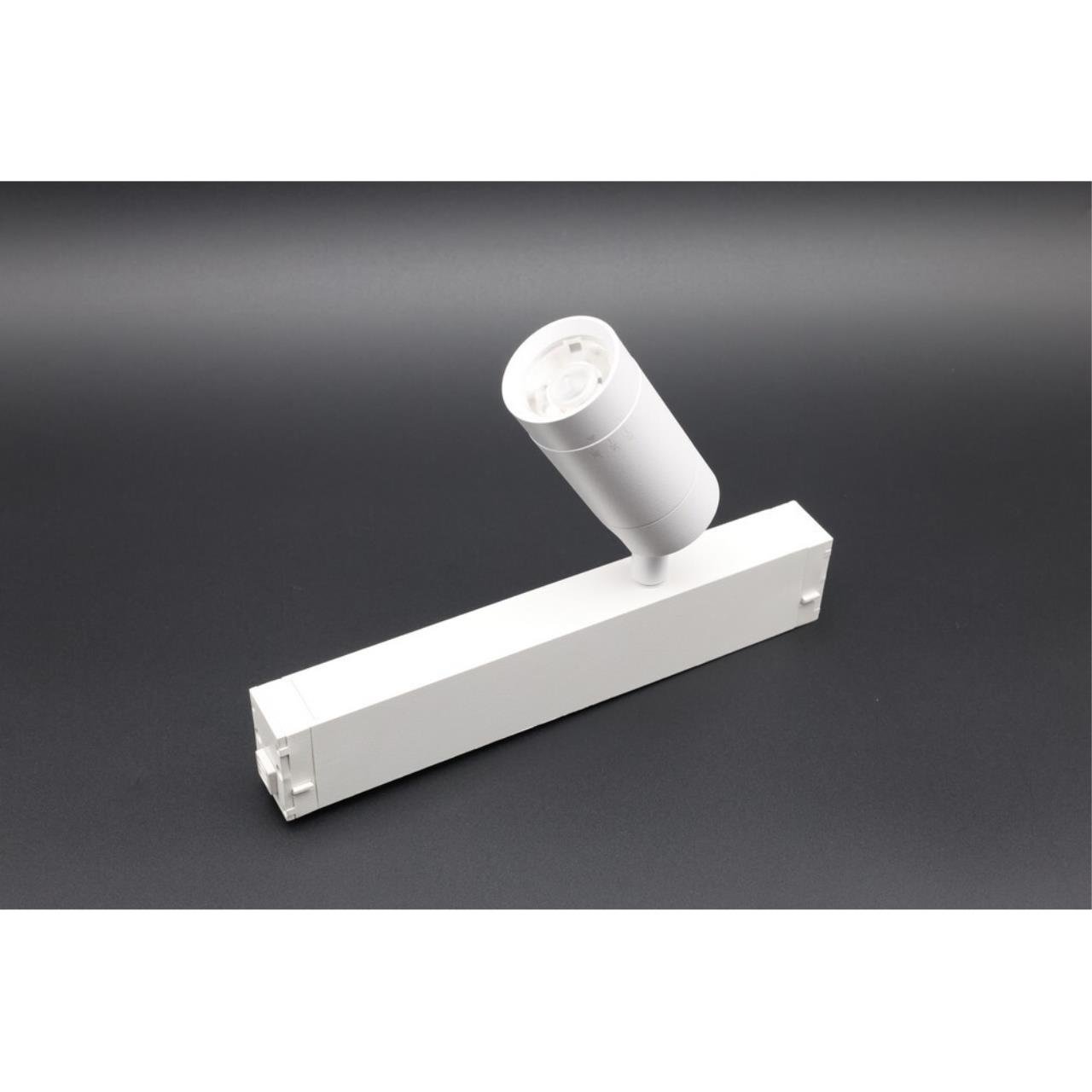 APL.0204.10.07 Трековый светильник Magnetic track 220 Aployt APL.0204.10.07