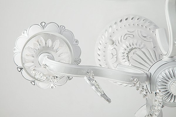 Потолочная люстра Eurosvet Эммануэль 10049/5 белый с серебром/прозрачный хрусталь Strotskis