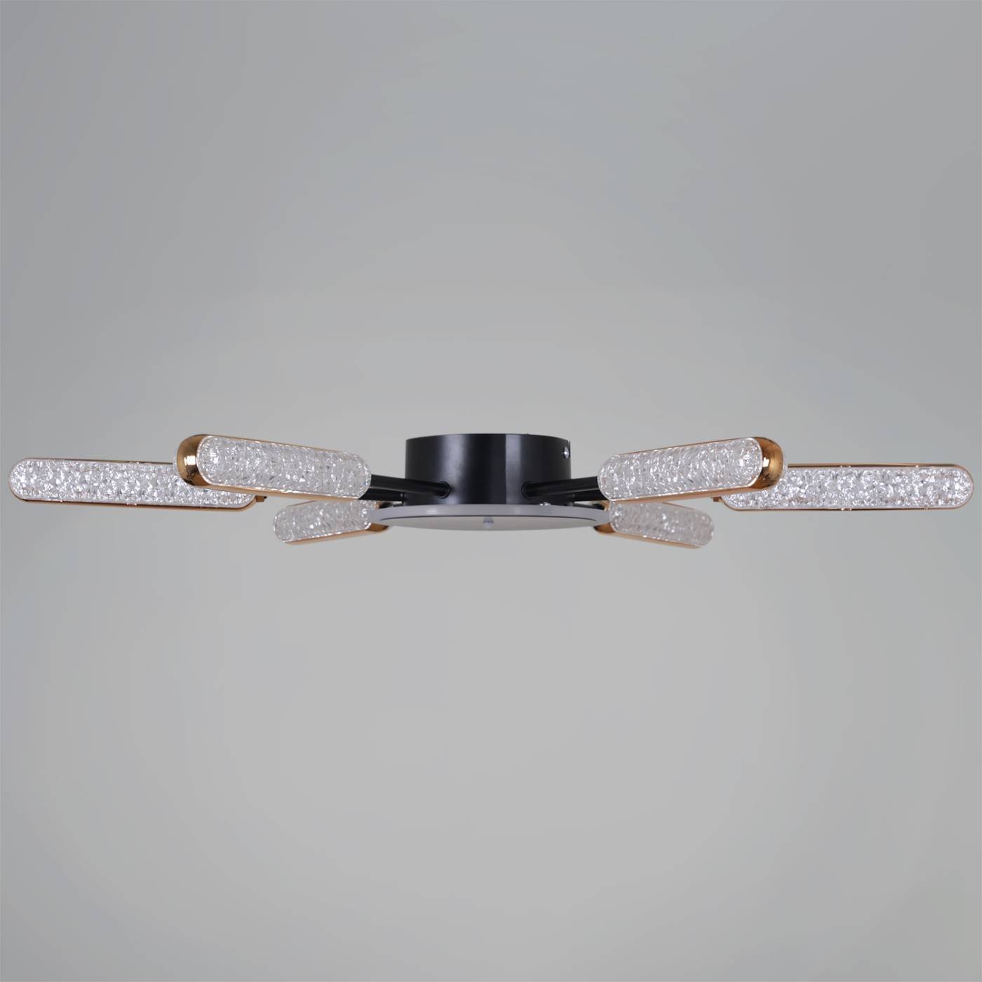 Потолочная люстра Reluce 08290-0.3-06 BK+GD