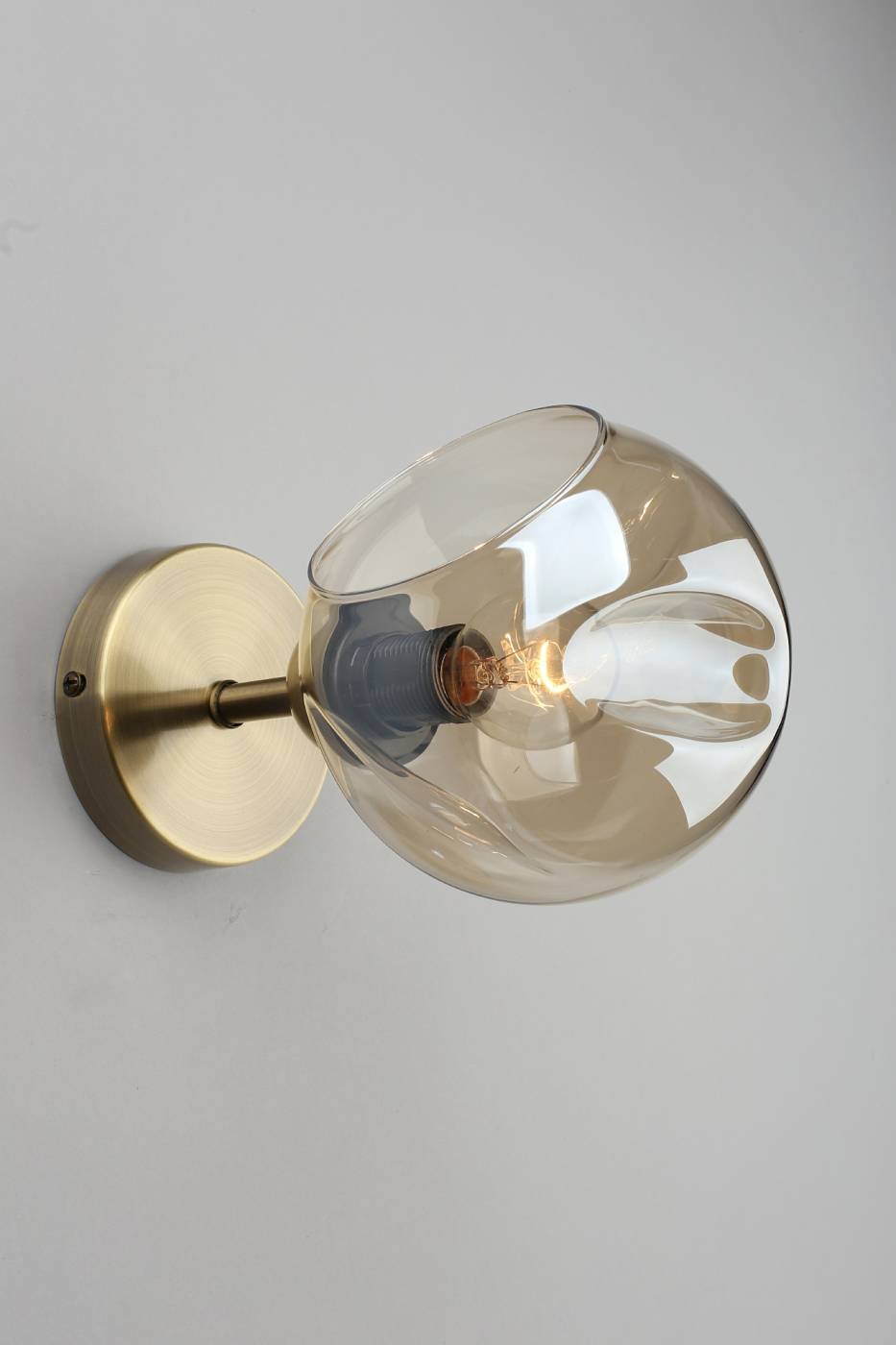 Настенное бра Omnilux Ostellato OML-93301-01
