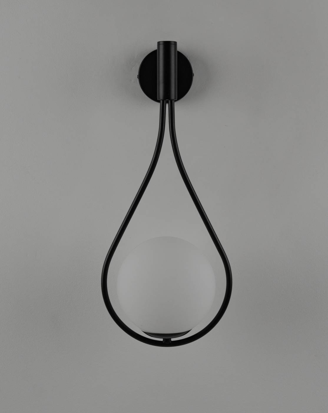 Настенное бра Moderli Barocco V11574-1W