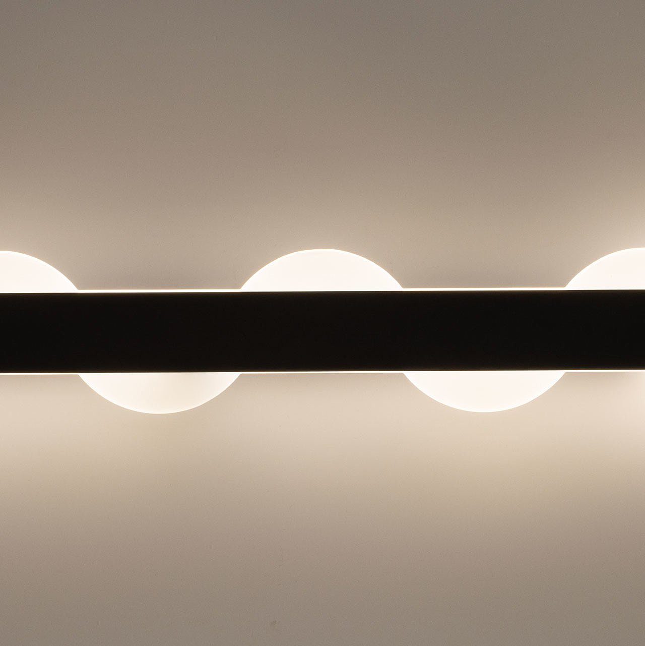 377024101 Настенный светильник De Markt Драйв 377024101