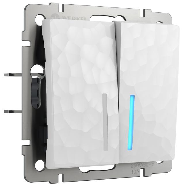 W1222101/ Выключатель двухклавишный проходной с подсветкой (hammer белый) Выключатель Werkel W1222101/ Выключатель двухклавишный проходной с подсветкой (hammer белый)