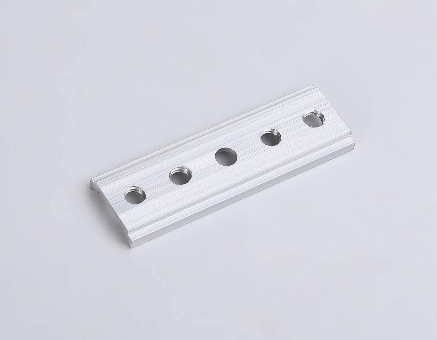 Соединитель для накладного шинопровода Magnetic Ambrella Track System GL3618