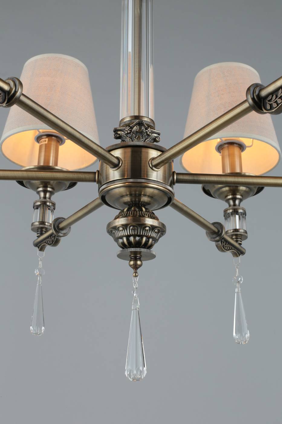 Потолочная люстра Omnilux Rivoli OML-64213-06