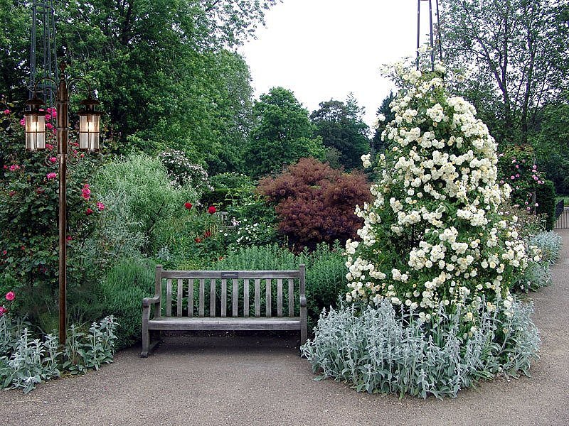 Столб фонарный уличный L'Arte Luce GENOVA L70791.07