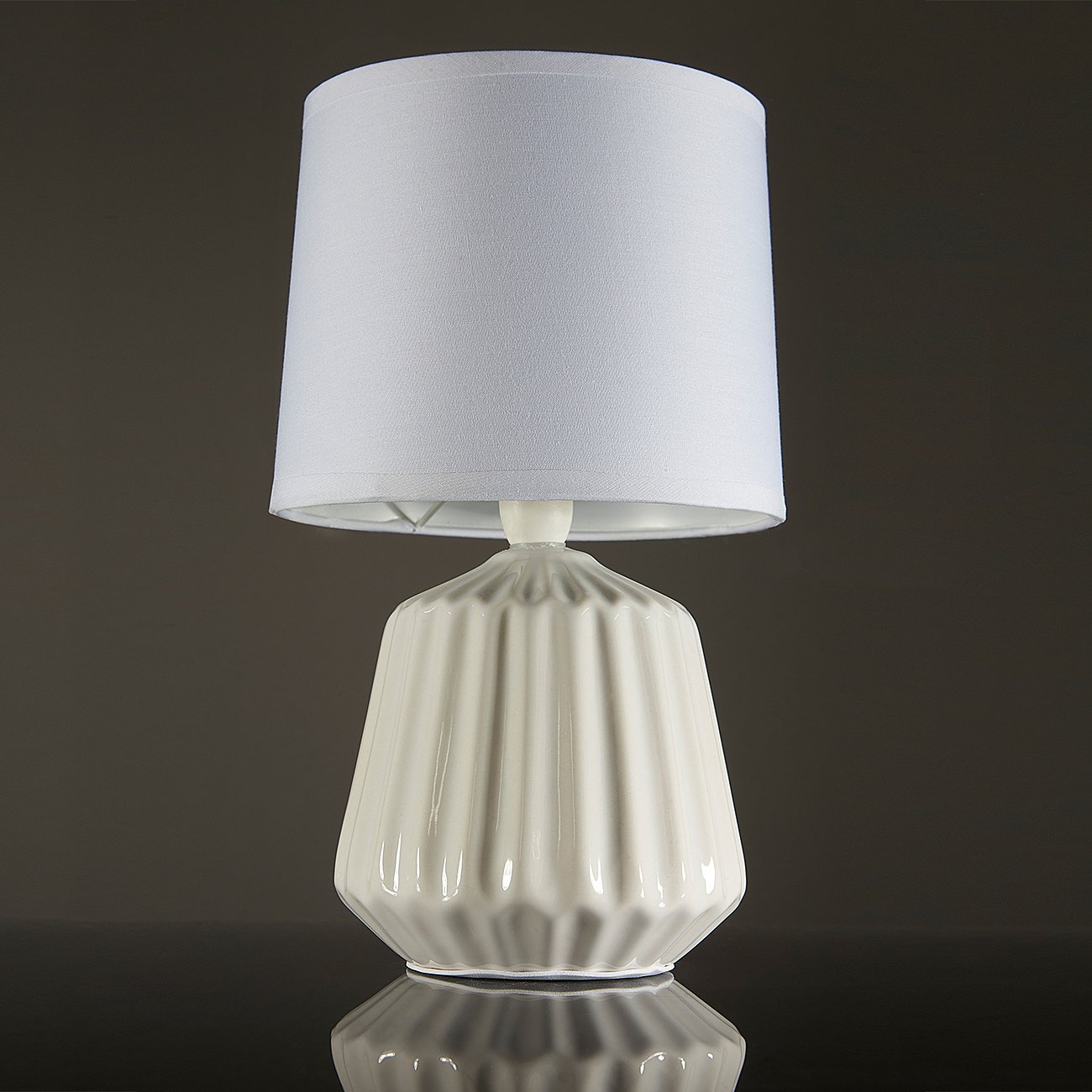 10219/T White Настольная лампа Escada Allure 10219/T White