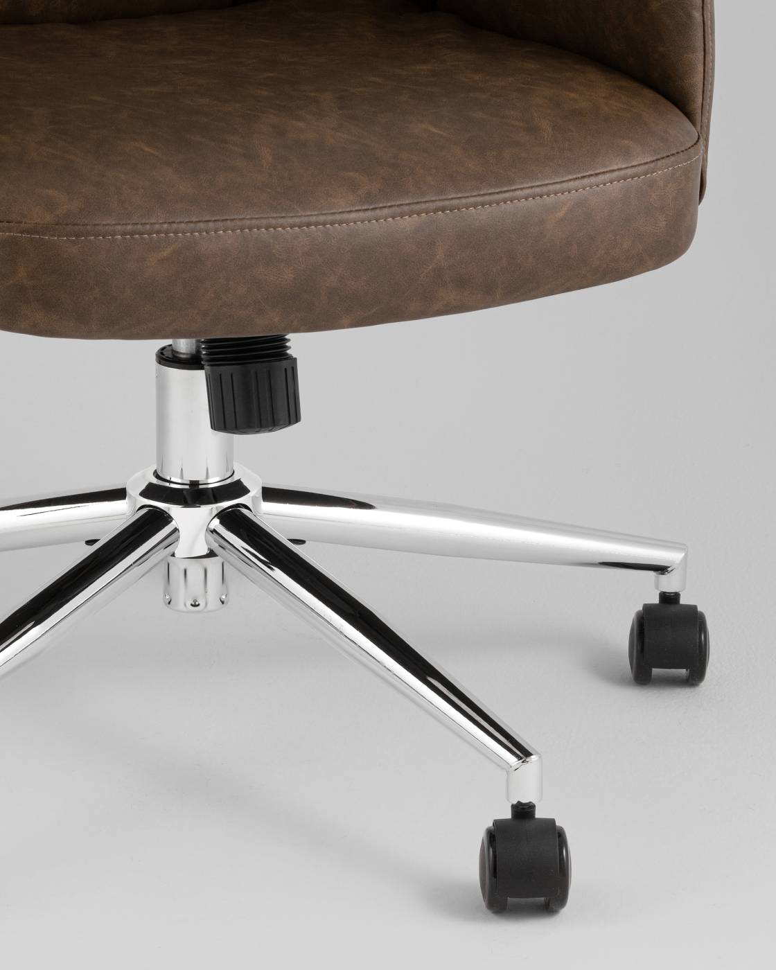 Офисное кресло Stool Group YF-0515 FH-65 brown retro