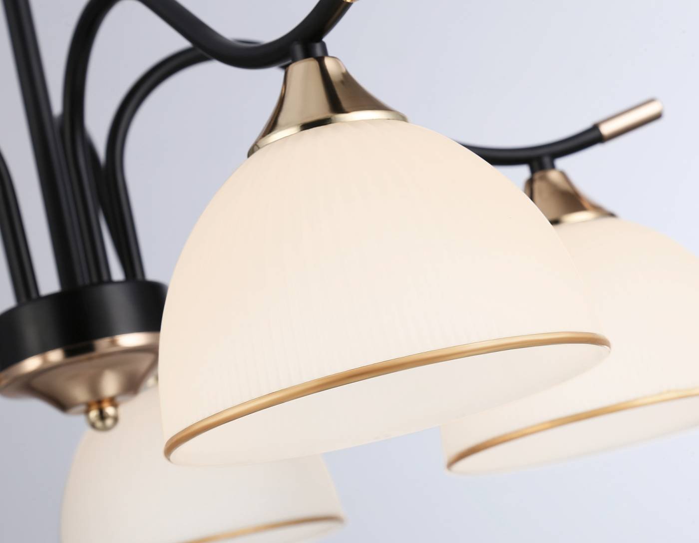 Потолочная люстра Ambrella Modern TR3162