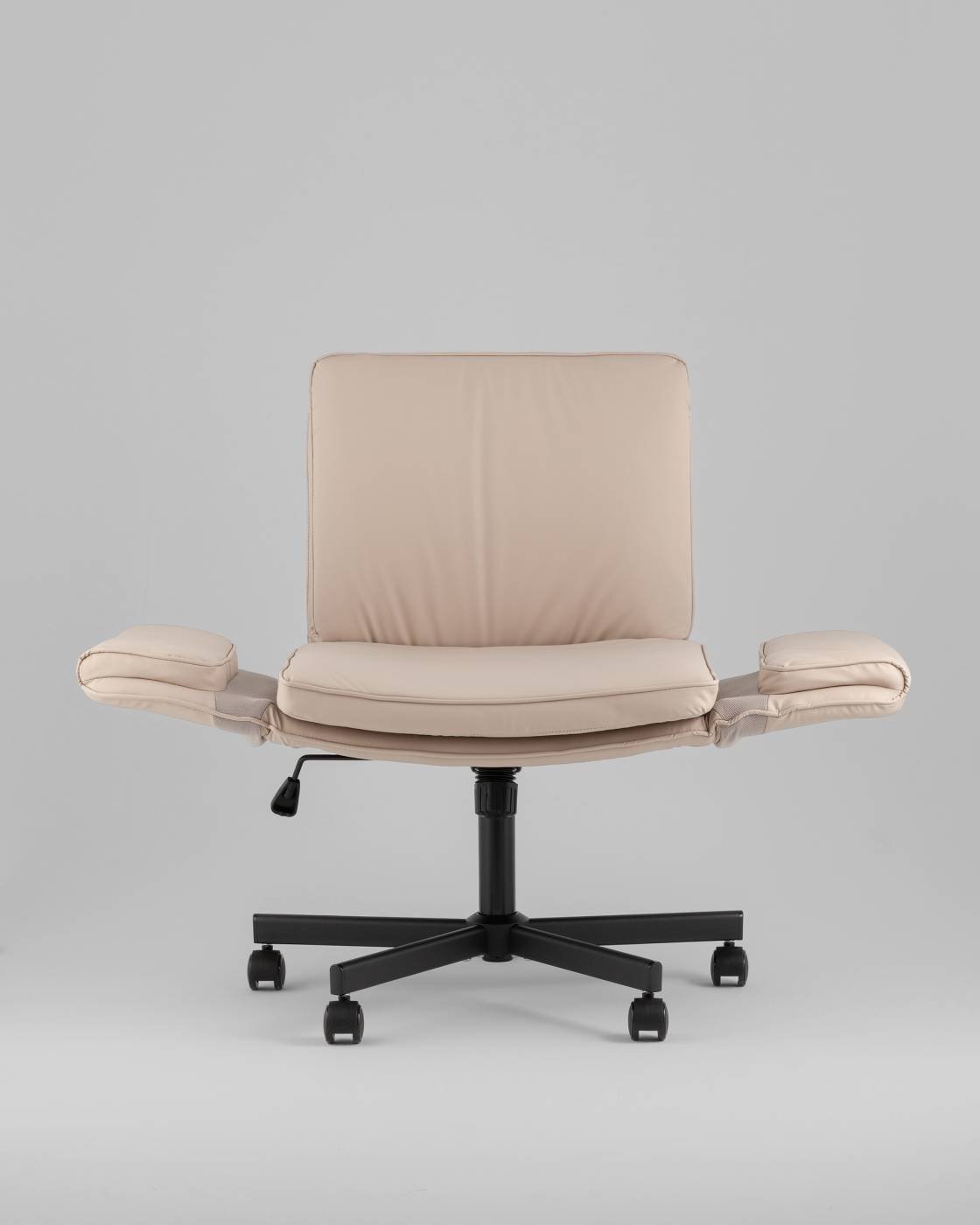 Офисное кресло Stool Group D-802 beige