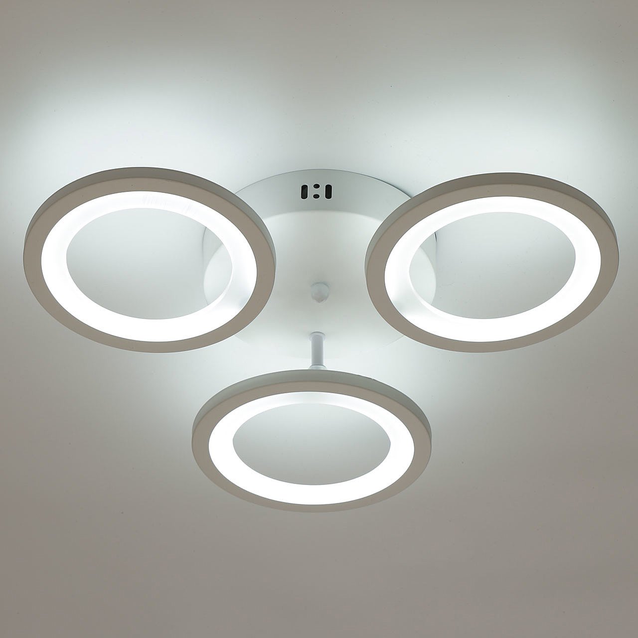 424013303 Потолочная люстра De Markt Мадлен 424013303