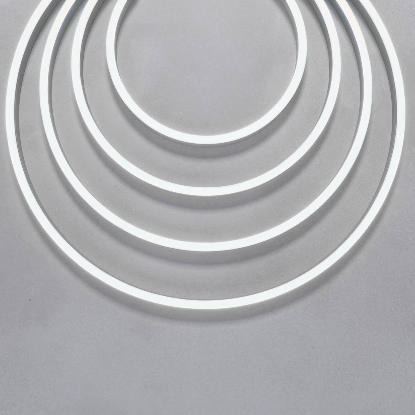 Светодиодный шнур Maytoni Изгиб поперек оптической оси 200681