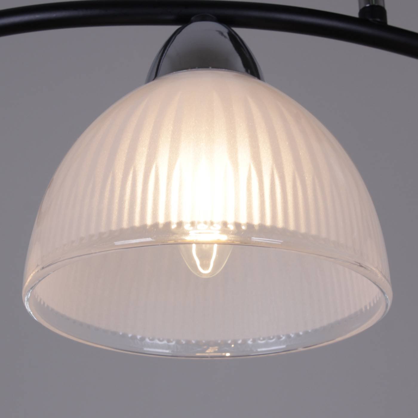 Потолочная люстра Reluce 66360-0.3-04 BK+CR