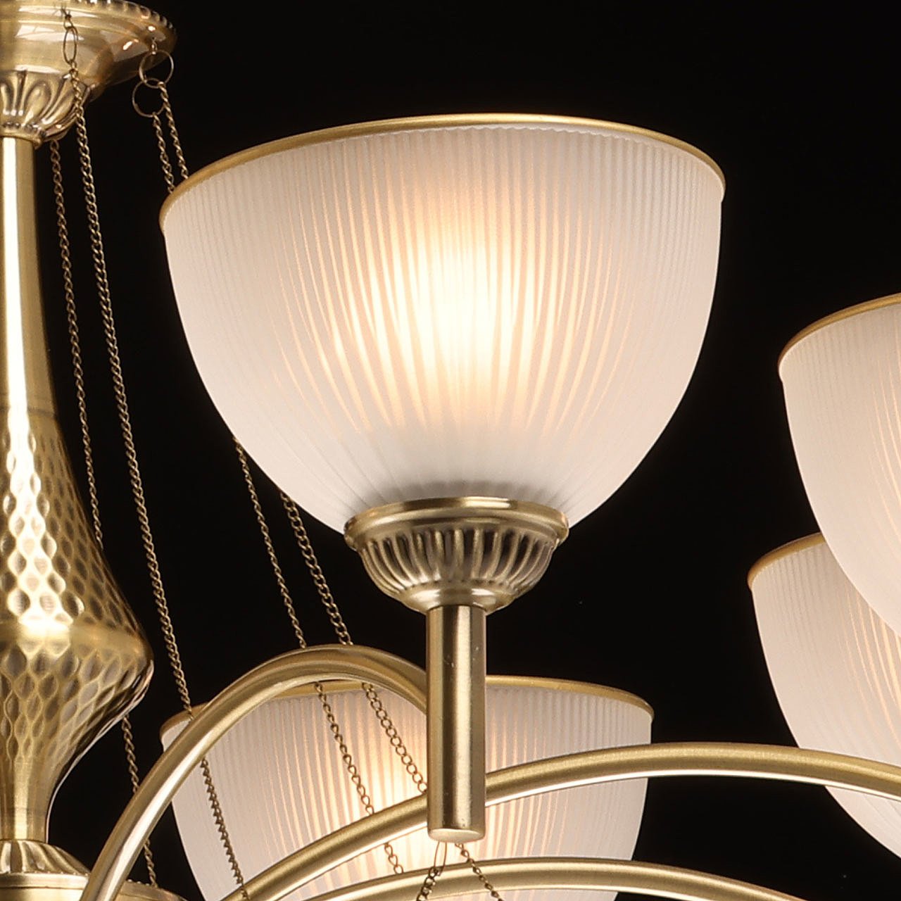 Подвесная люстра MW Light Олимп 318015408