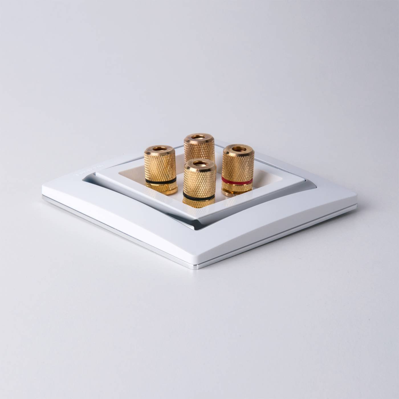 W1185001/ Акустическая розетка (белый) Розетка Werkel W1185001/ Акустическая розетка (белый)