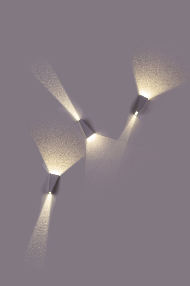 Настенное бра Crystal Lux CLT 225W WH