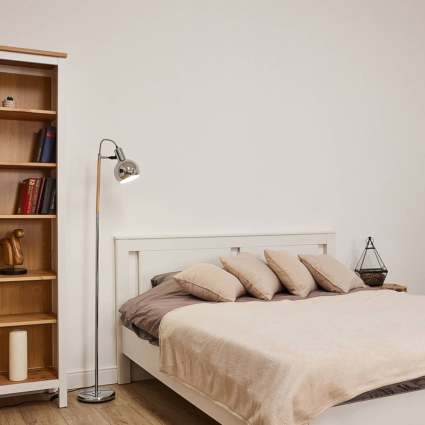 UML-T702 E14 SILVER Торшер Uniel UML-T702 E14 SILVER