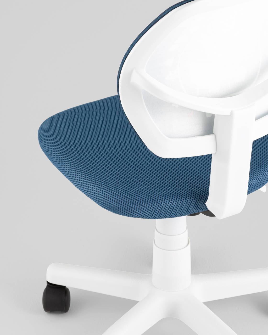 Офисное кресло Stool Group 5256D-W blue DW-112 Bear
