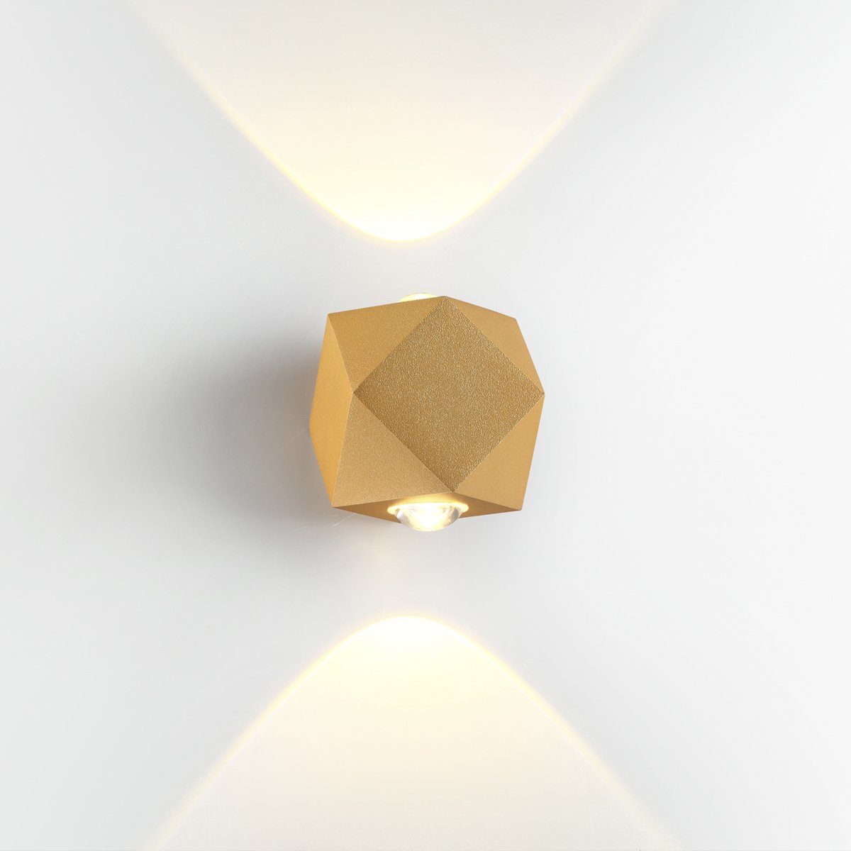 4220/4WL Уличный LED настенный светильник Odeon Light Diamanta 4220/4WL