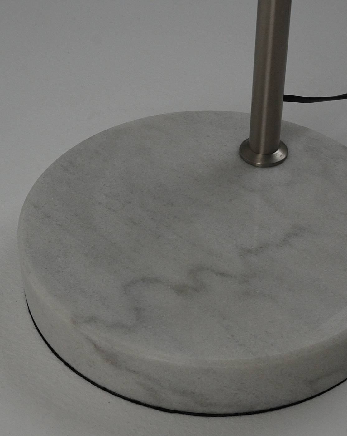 V11516-1F Торшер Moderli Arco V11516-1F