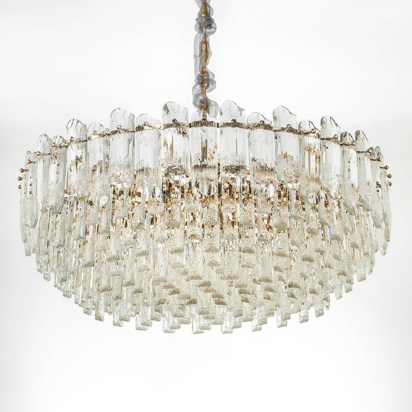 ML.7083.18 GD Подвесная люстра ML Modelux ML.7083.18 GD