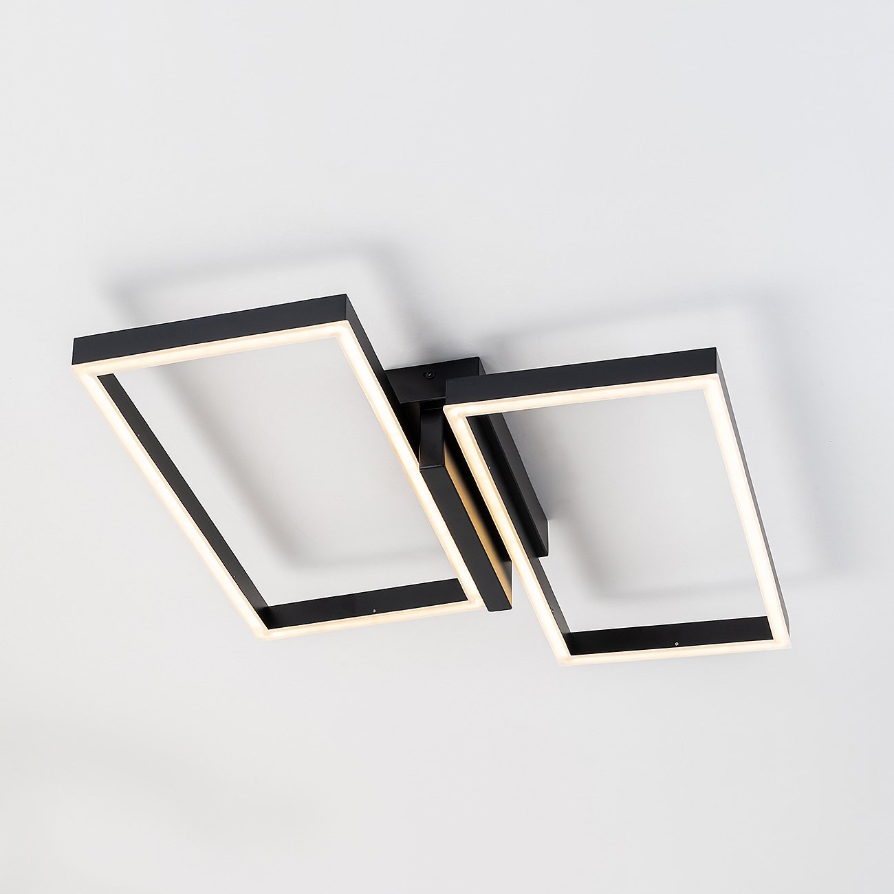 Потолочная люстра Escada Scales 10209/2LED Black