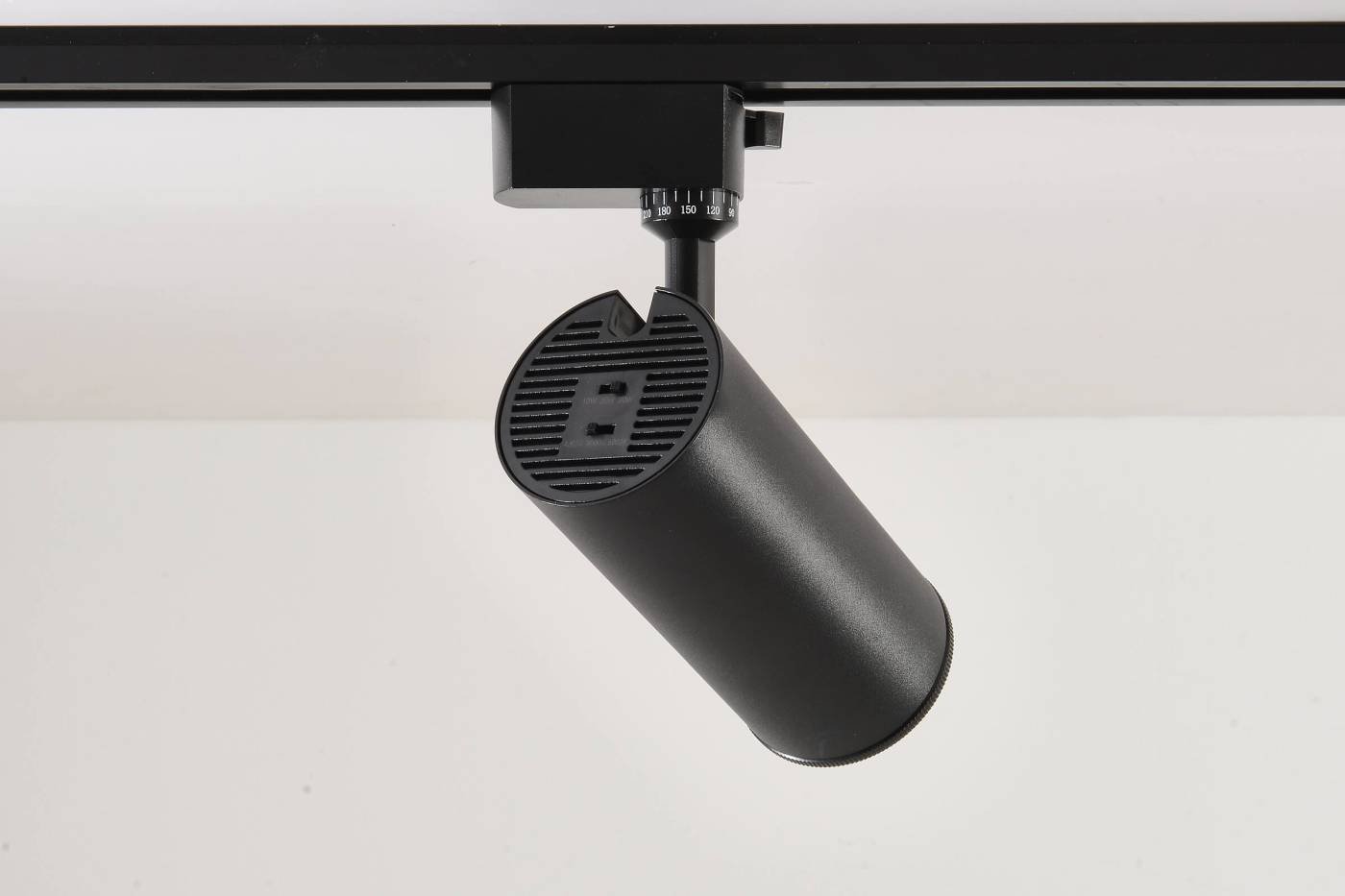 Трековый светильник Crystal Lux Basic CLT 0.31 021 BK 3CCT ZOOM