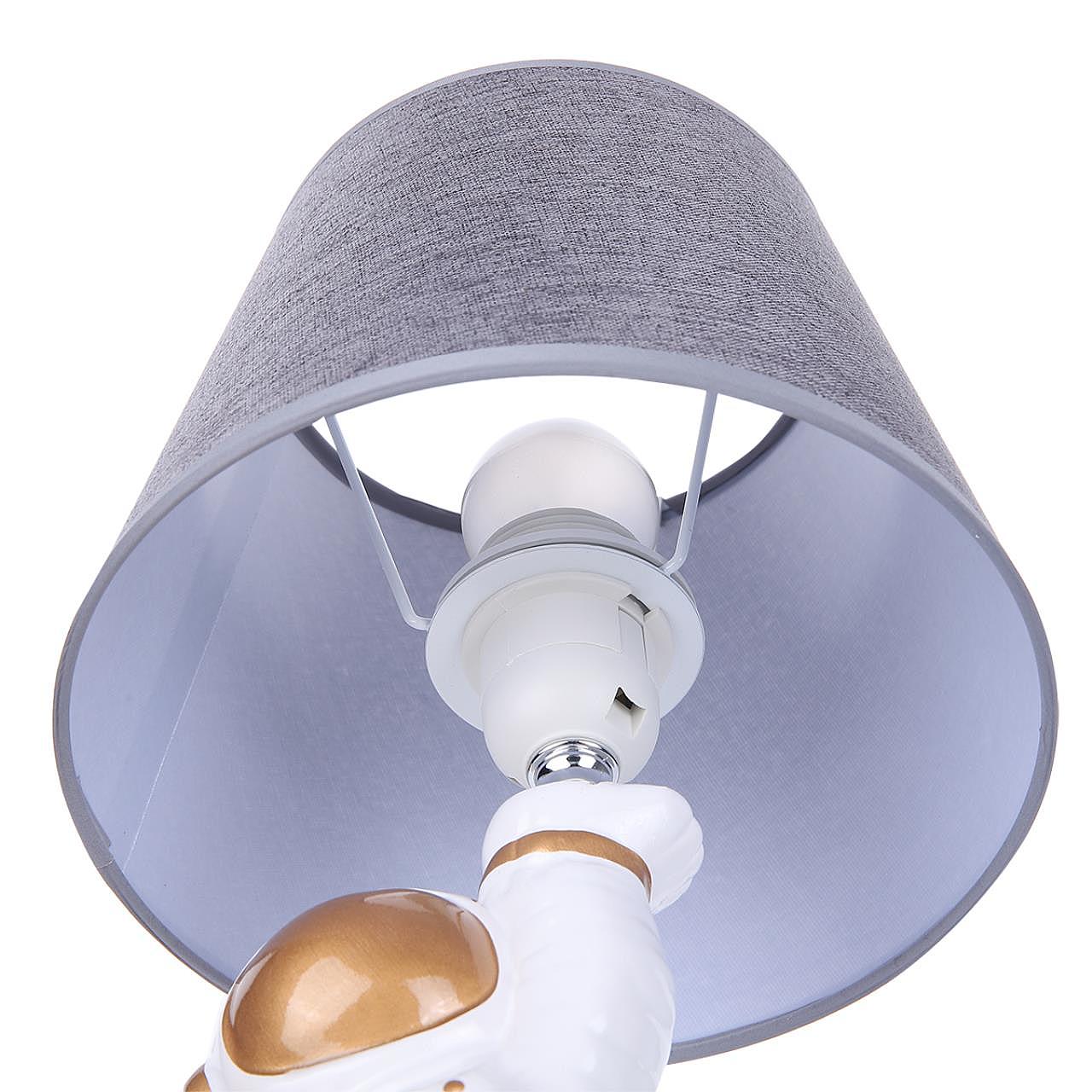 8208/1T Настольная лампа Lumion Atlas 8208/1T