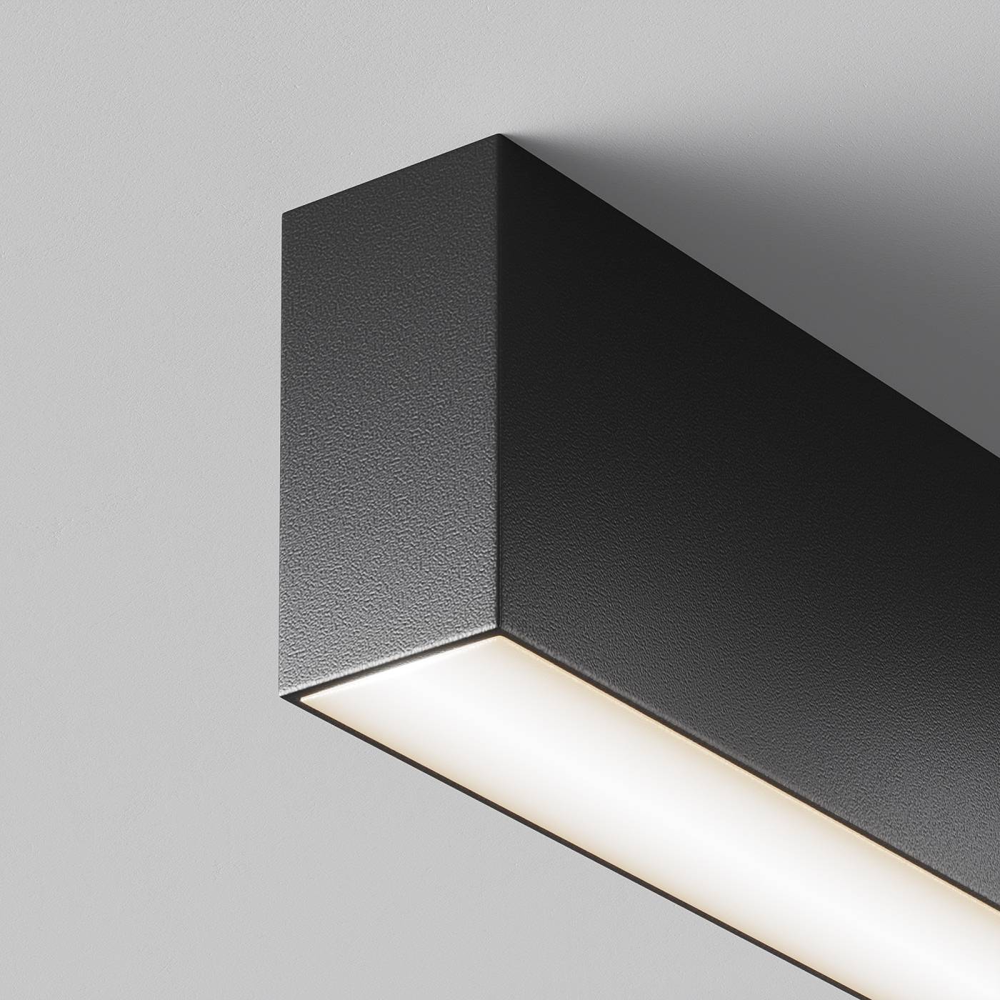 Светильник потолочный Maytoni Basis C068CL-12W3-6K-B