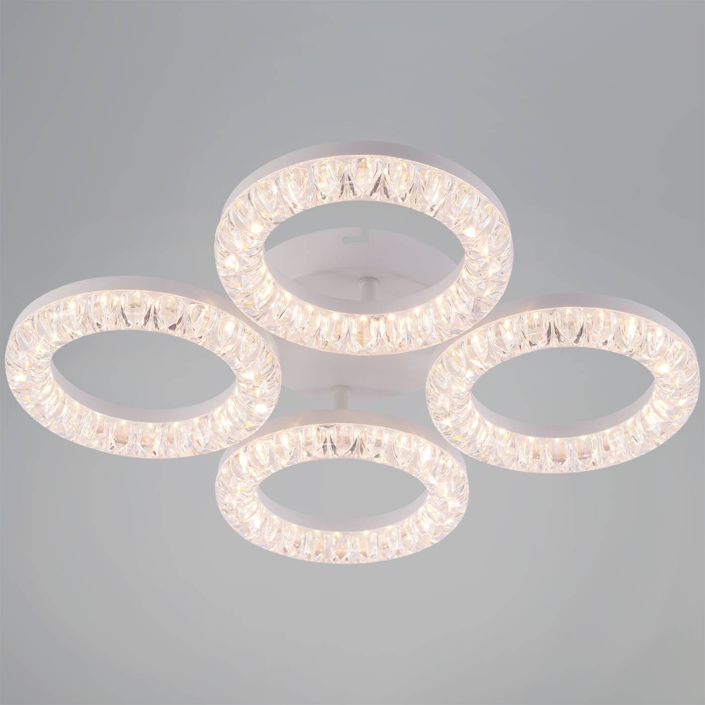 Потолочная люстра Reluce 09847-0.3-04A WH