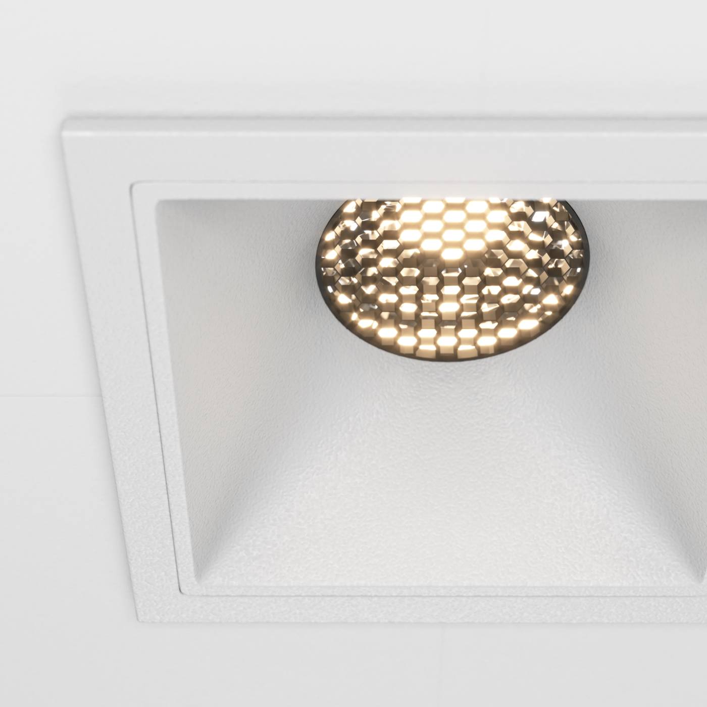 DL043-01-10W3K-D-SQ-W Встраиваемый светильник Maytoni Alfa LED DL043-01-10W3K-D-SQ-W