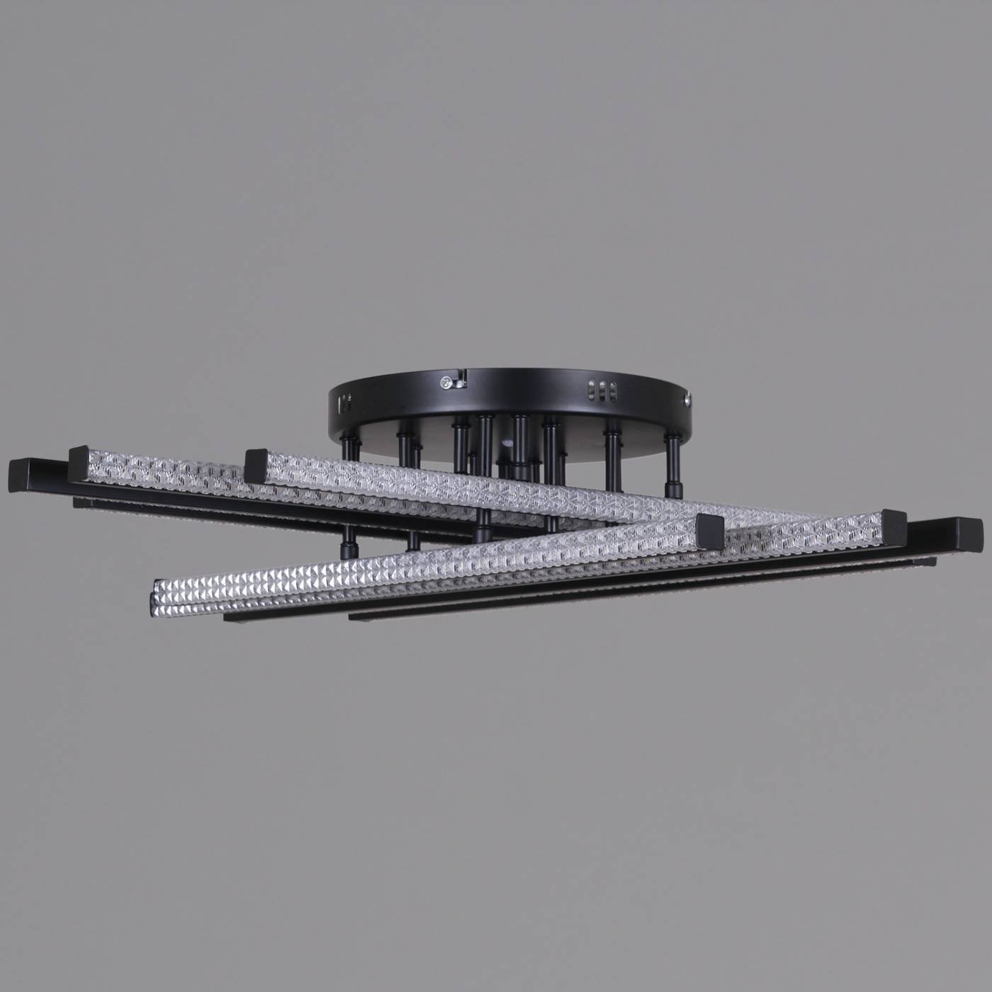 Потолочная люстра Reluce 67090-0.3-08 BK