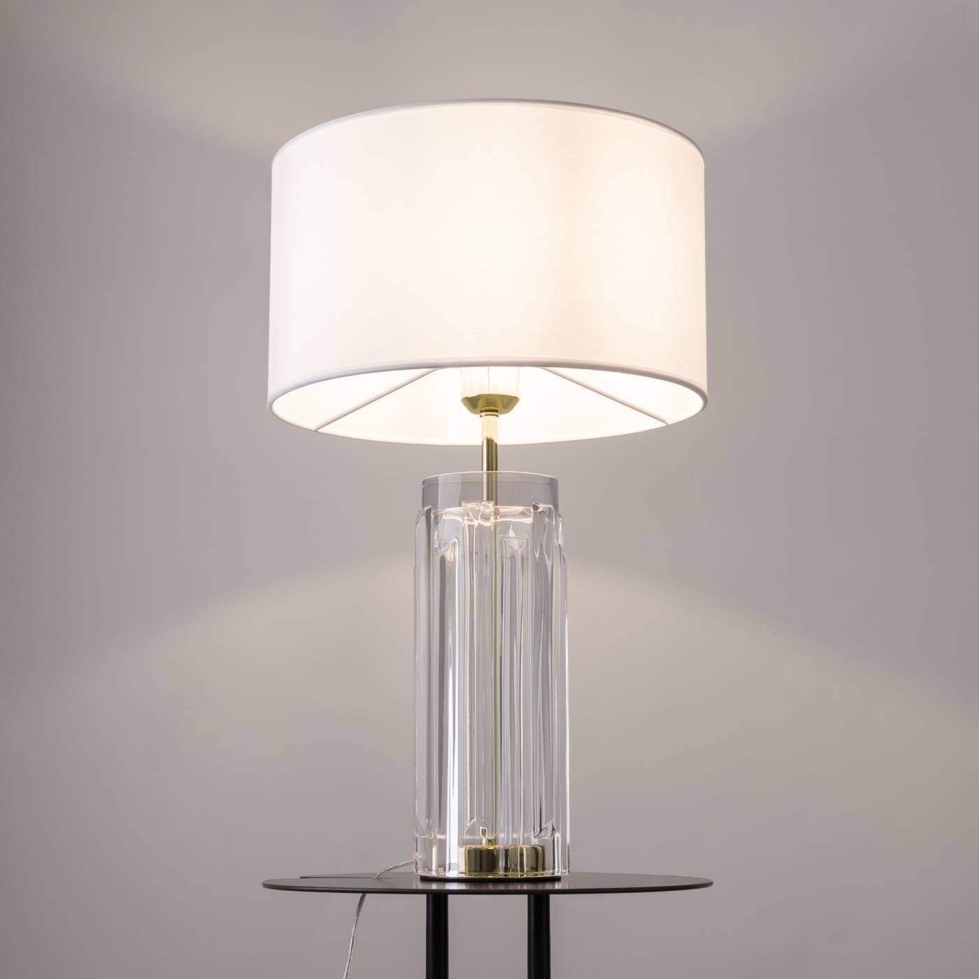 Настольная лампа Maytoni Muse MOD304TL-01G