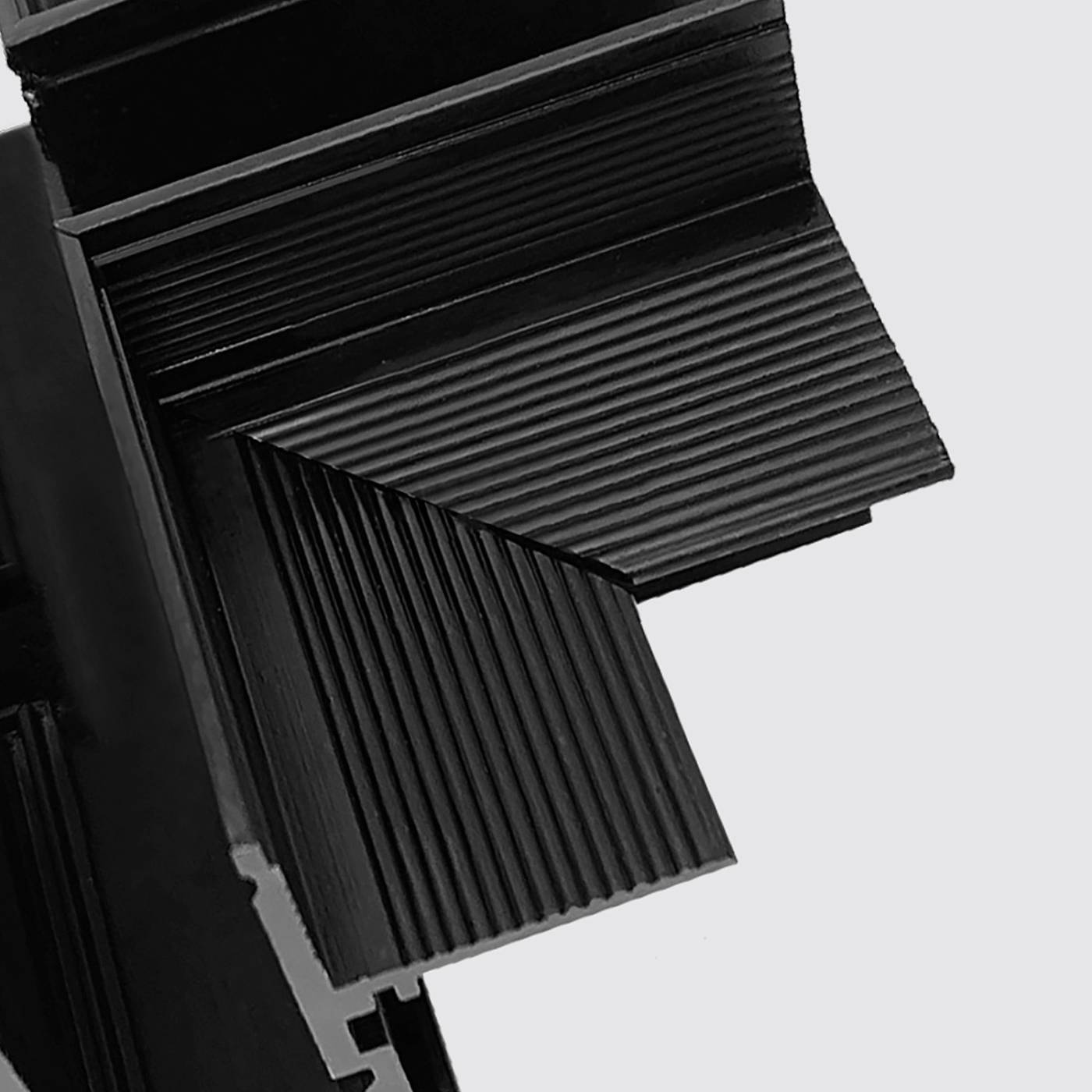 1012-CX-001 Коннектор для шинопровода Favourite Logica 1012-CX-001