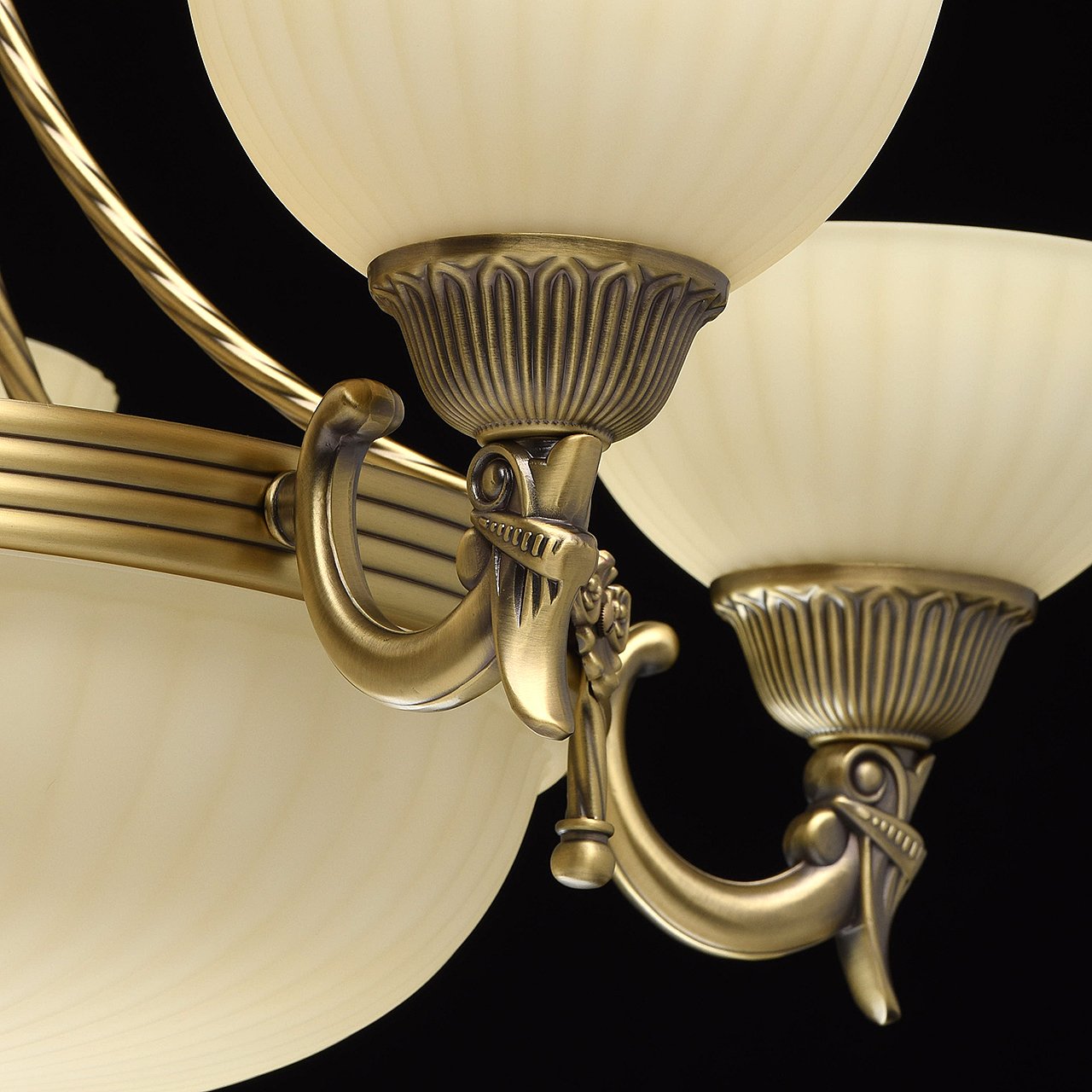 317010708 Подвесная люстра MW Light Афродита 317010708
