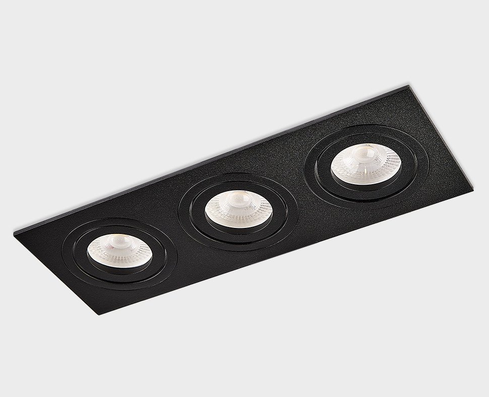 Встраиваемый светильник Italline SAG 03b SAG303-4 black/black