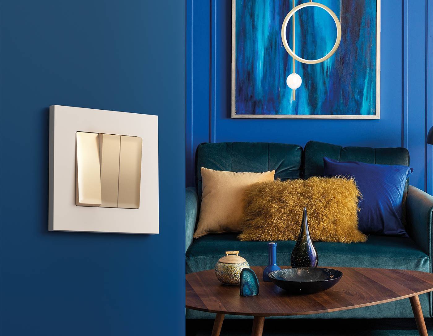 AF250334 Рамка Ambrella Volt Qubi AF250334