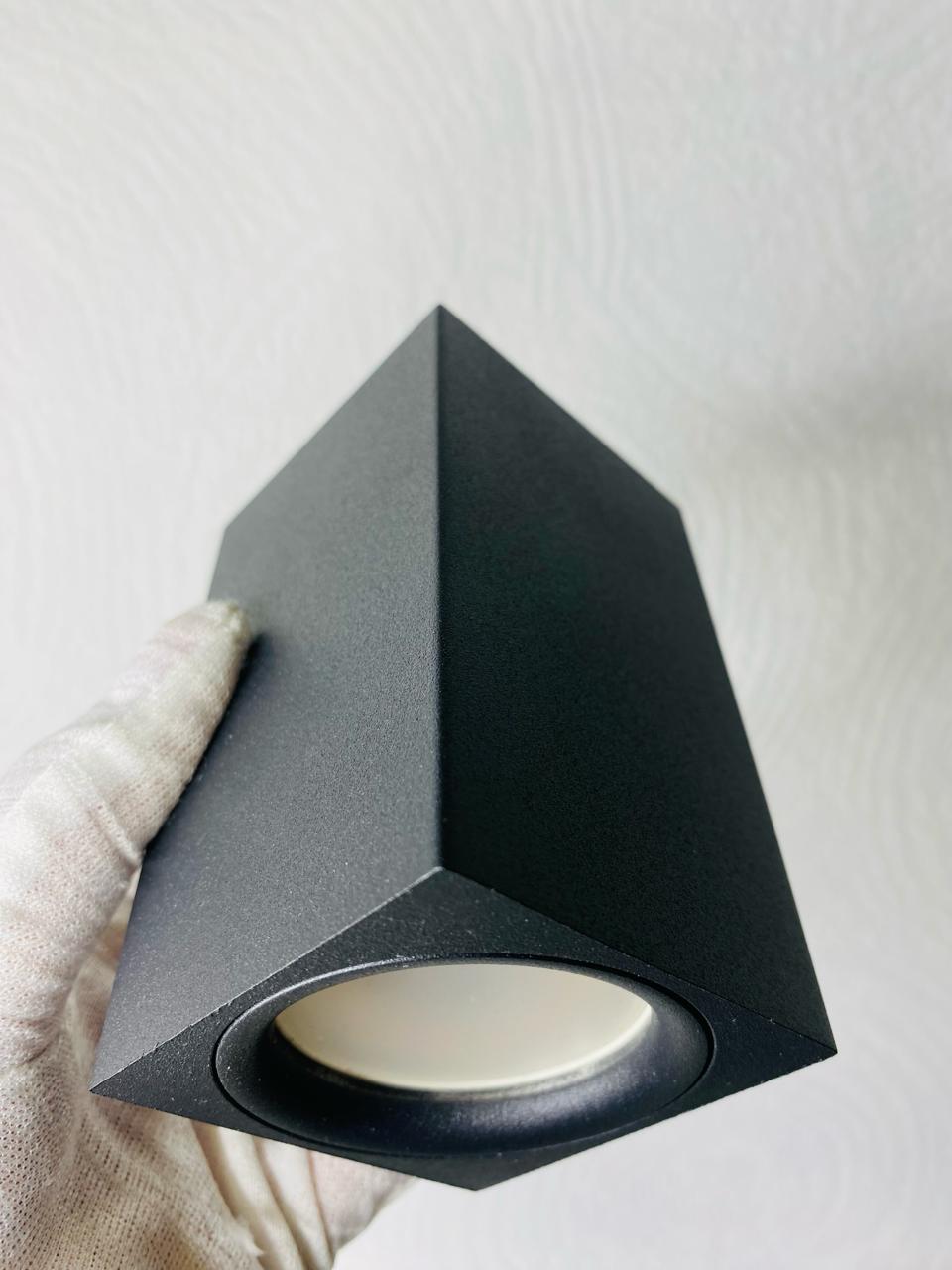 Накладной светильник Elvan NLS-239SQ-GU10-WW-BK