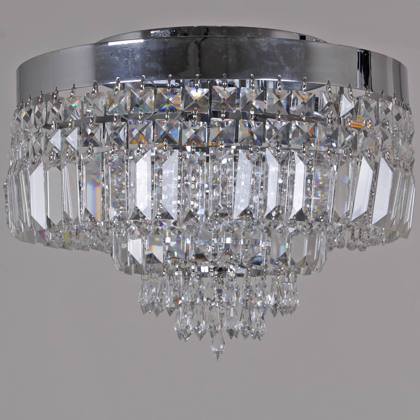 Потолочная люстра Reluce 09370-0.3-400