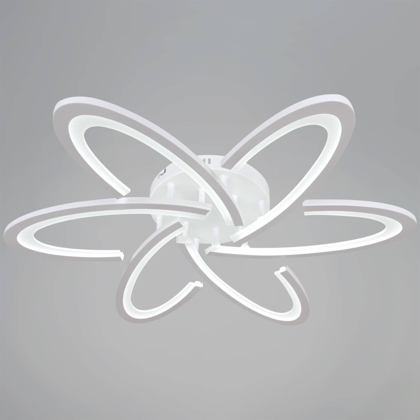 Потолочная люстра Reluce 05629-0.3-06 WH