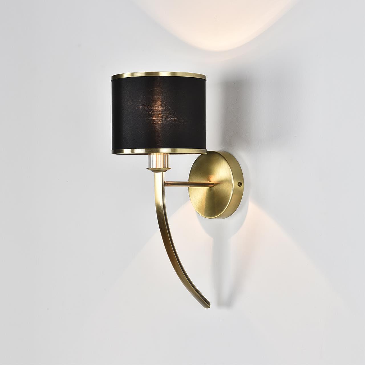 Настенное бра Lumion Demetra 8406/1W